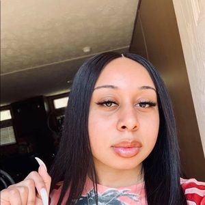 Meet your Posher, Jada